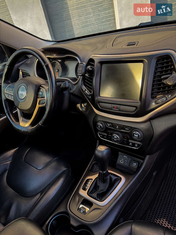 Позашляховик / Кросовер Jeep Cherokee 2017 в Вінниці