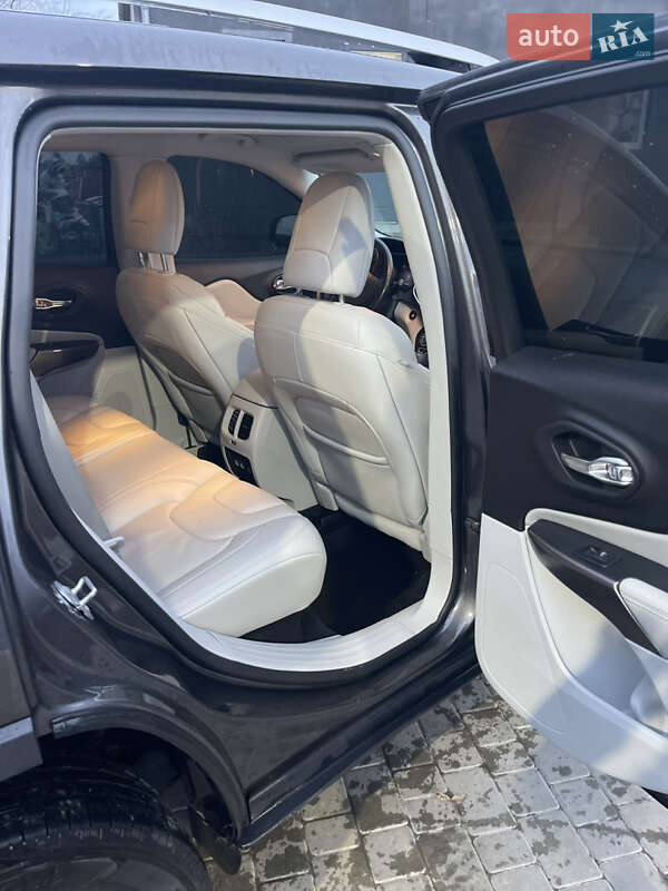 Внедорожник / Кроссовер Jeep Cherokee 2021 в Ивано-Франковске фото 20 Внедорожник / Кроссовер Jeep Cherokee 2021 в Ивано-Франковске