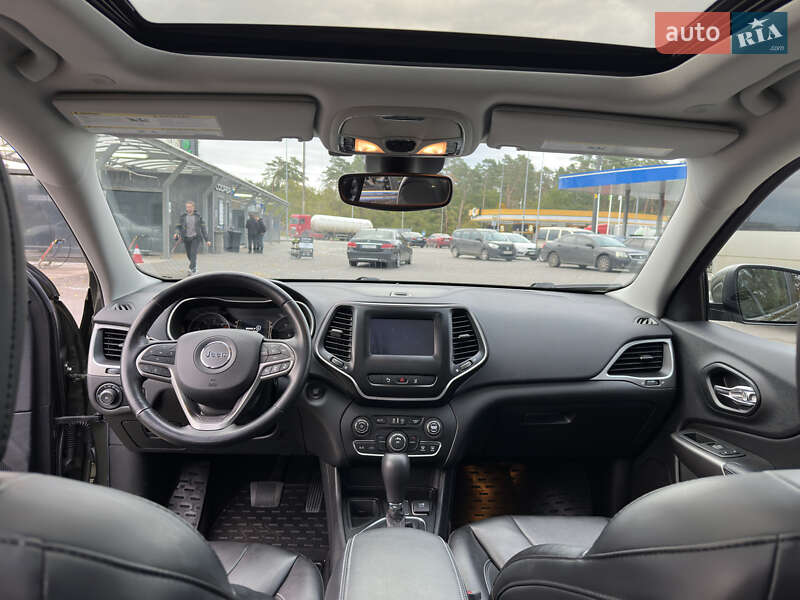 Позашляховик / Кросовер Jeep Cherokee 2021 в Києві