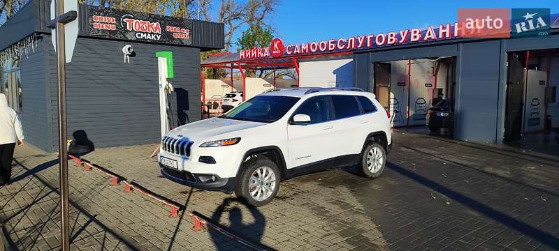 Внедорожник / Кроссовер Jeep Cherokee 2014 в Прилуках