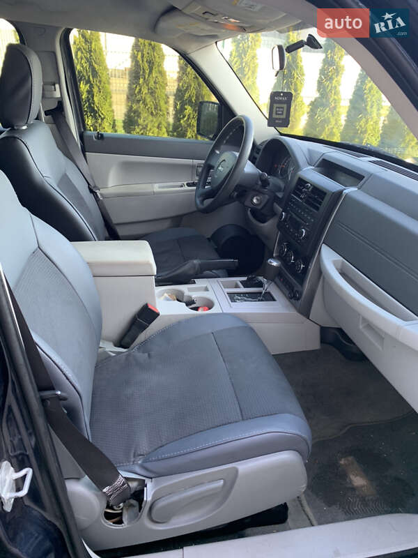 Внедорожник / Кроссовер Jeep Cherokee 2008 в Черновцах фото 17 Внедорожник / Кроссовер Jeep Cherokee 2008 в Черновцах