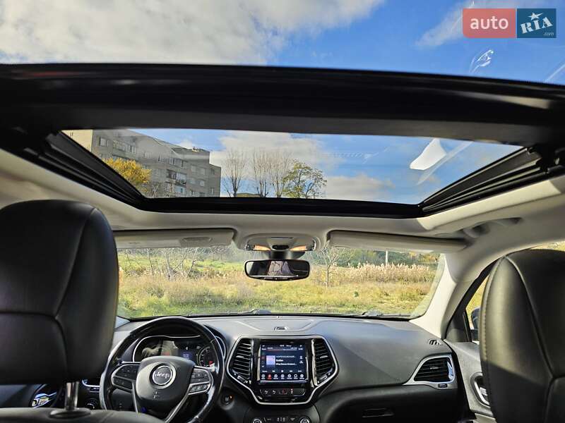 Внедорожник / Кроссовер Jeep Cherokee 2020 в Белой Церкви