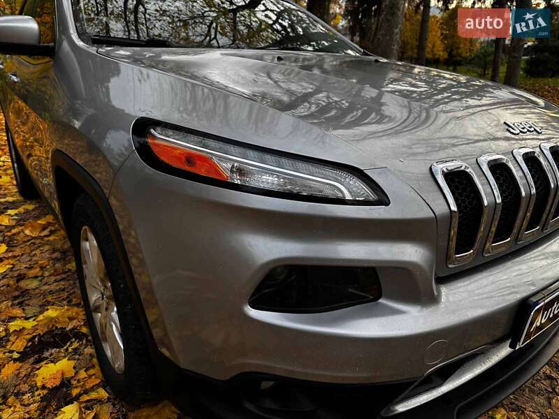 Внедорожник / Кроссовер Jeep Cherokee 2015 в Киеве фото 4 Внедорожник / Кроссовер Jeep Cherokee 2015 в Киеве