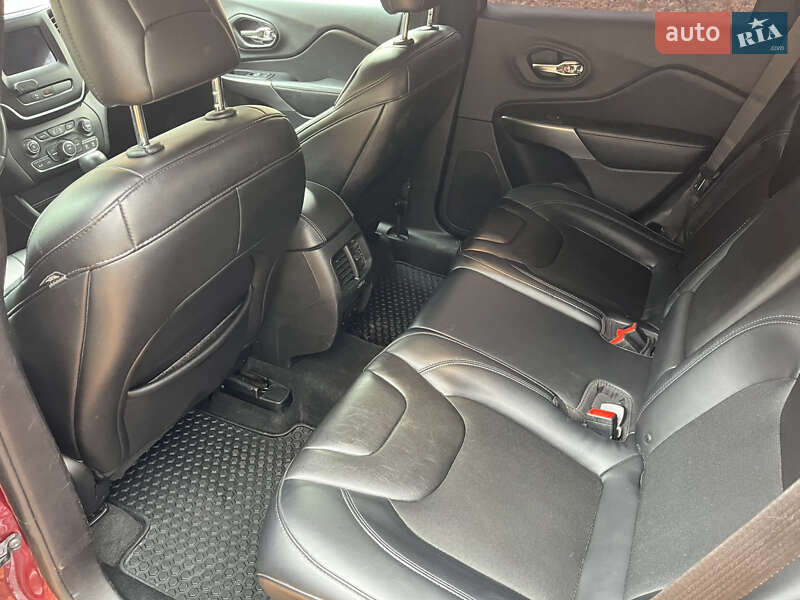 Позашляховик / Кросовер Jeep Cherokee 2018 в Львові