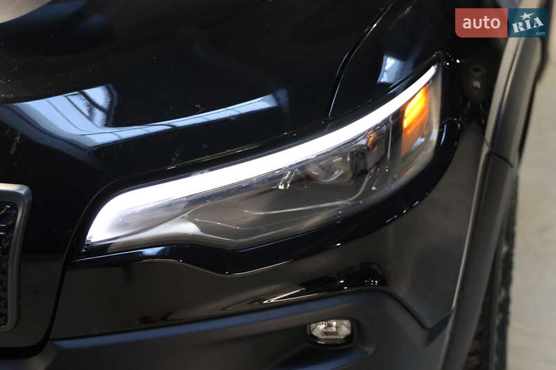 Внедорожник / Кроссовер Jeep Cherokee 2019 в Луцке