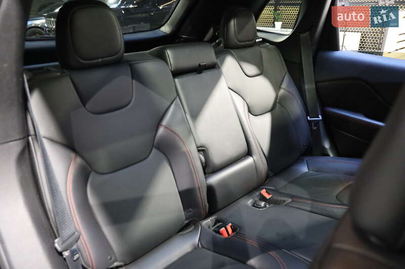 Внедорожник / Кроссовер Jeep Cherokee 2019 в Луцке