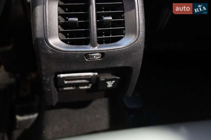 Внедорожник / Кроссовер Jeep Cherokee 2019 в Луцке