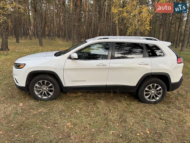 Внедорожник / Кроссовер Jeep Cherokee 2019 в Чернигове