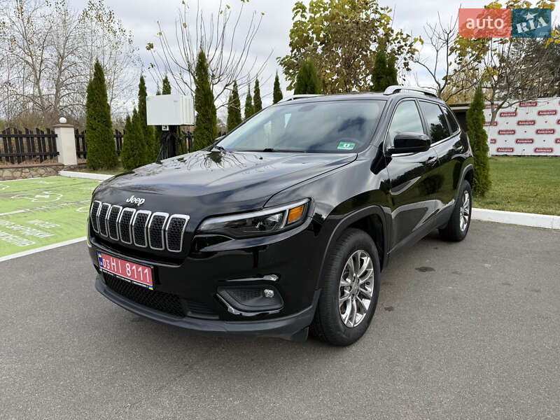 Внедорожник / Кроссовер Jeep Cherokee 2018 в Киеве