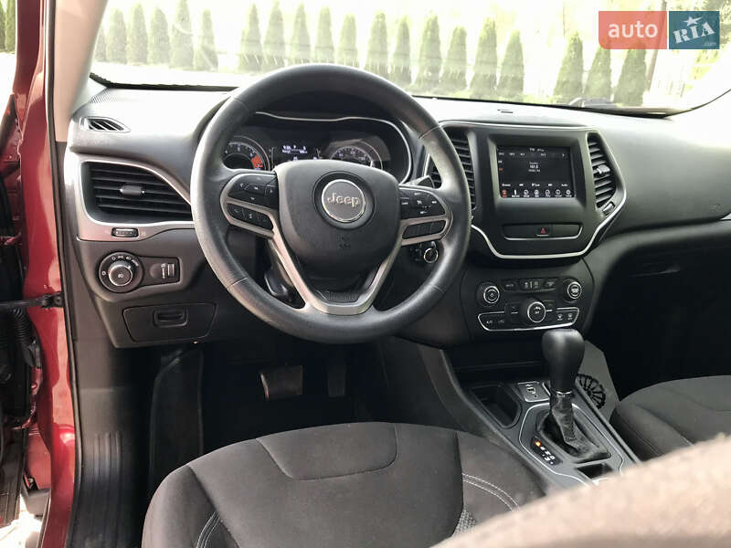 Внедорожник / Кроссовер Jeep Cherokee 2018 в Харькове