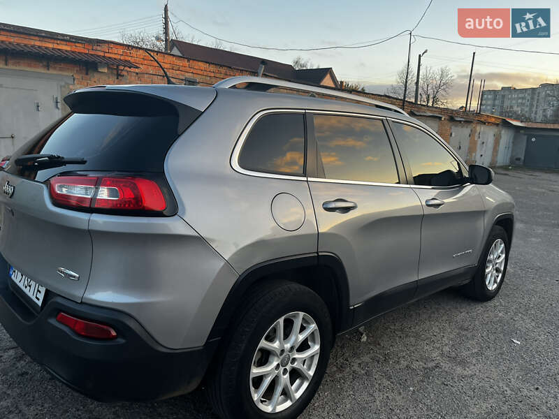 Внедорожник / Кроссовер Jeep Cherokee 2016 в Белой Церкви фото 4 Внедорожник / Кроссовер Jeep Cherokee 2016 в Белой Церкви