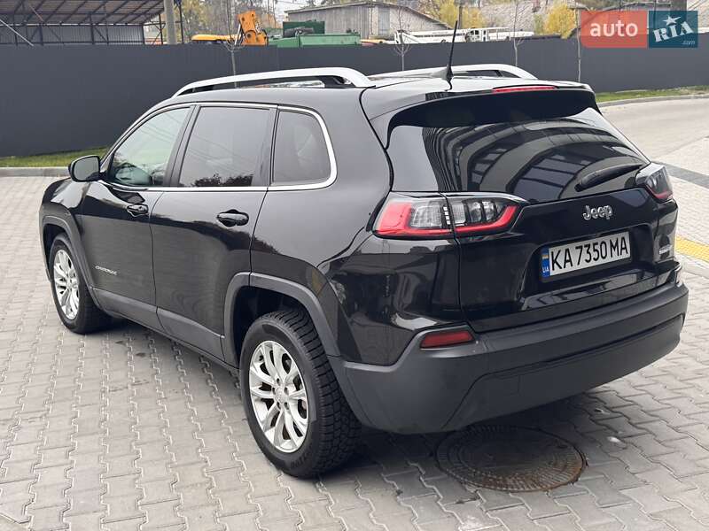 Внедорожник / Кроссовер Jeep Cherokee 2018 в Киеве