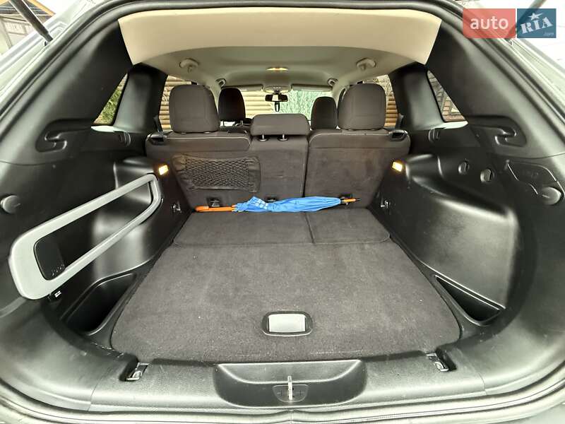 Внедорожник / Кроссовер Jeep Cherokee 2016 в Борисполе