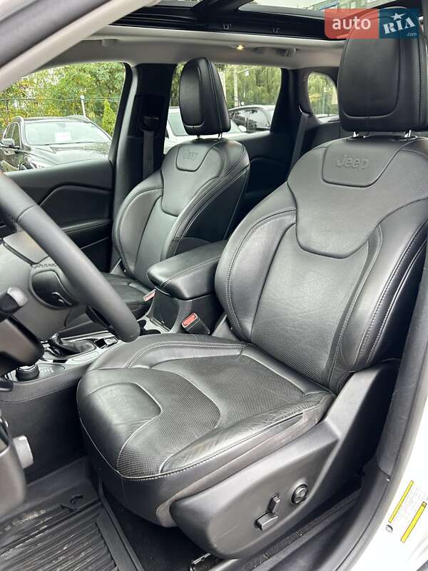 Позашляховик / Кросовер Jeep Cherokee 2021 в Сумах