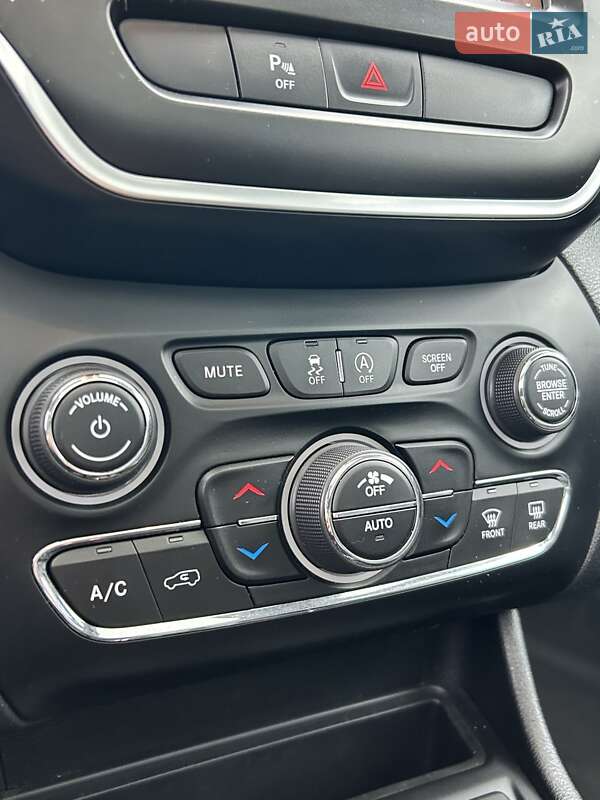 Позашляховик / Кросовер Jeep Cherokee 2021 в Сумах