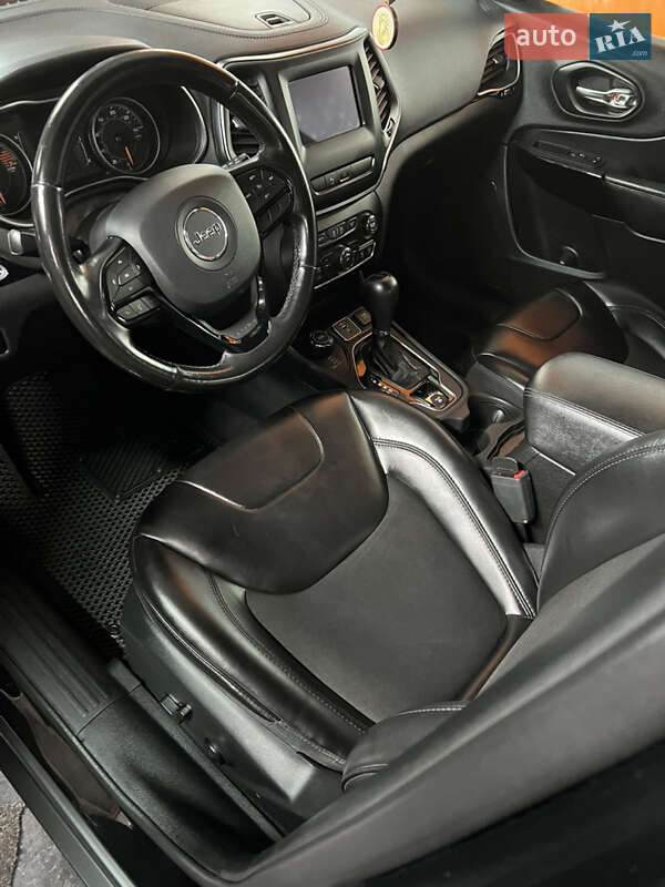 Позашляховик / Кросовер Jeep Cherokee 2019 в Рівному фото 27 Позашляховик / Кросовер Jeep Cherokee 2019 в Рівному