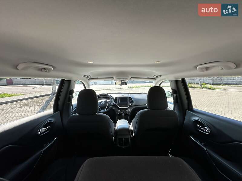 Внедорожник / Кроссовер Jeep Cherokee 2018 в Житомире фото 12 Внедорожник / Кроссовер Jeep Cherokee 2018 в Житомире