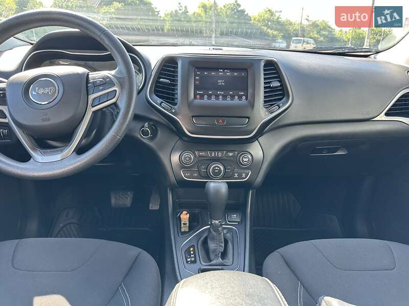 Внедорожник / Кроссовер Jeep Cherokee 2018 в Житомире фото 17 Внедорожник / Кроссовер Jeep Cherokee 2018 в Житомире