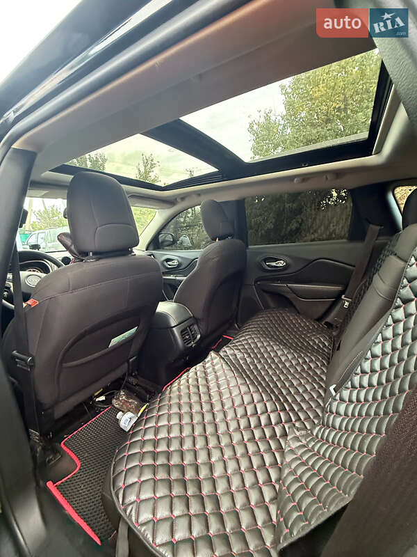 Внедорожник / Кроссовер Jeep Cherokee 2016 в Подольске