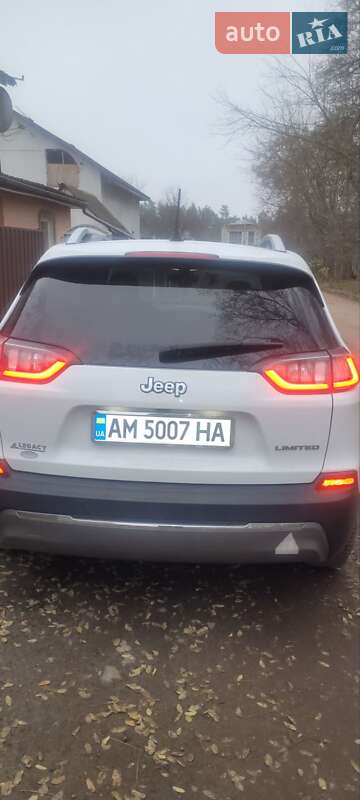 Внедорожник / Кроссовер Jeep Cherokee 2020 в Житомире