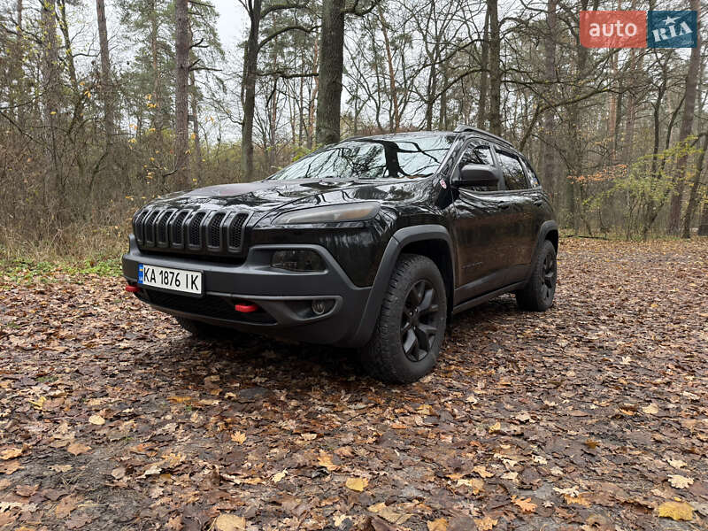 Внедорожник / Кроссовер Jeep Cherokee 2016 в Киеве фото Внедорожник / Кроссовер Jeep Cherokee 2016 в Киеве