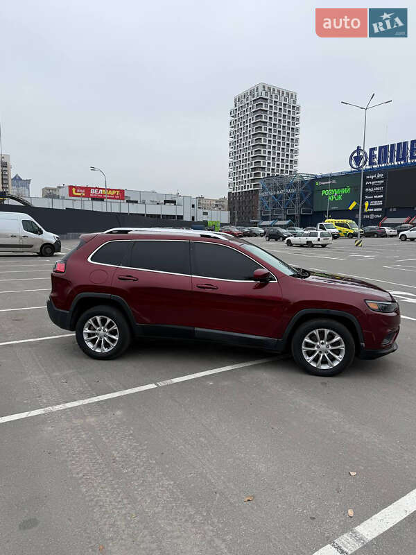 Внедорожник / Кроссовер Jeep Cherokee 2018 в Киеве