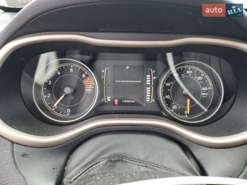 Позашляховик / Кросовер Jeep Cherokee 2017 в Рівному