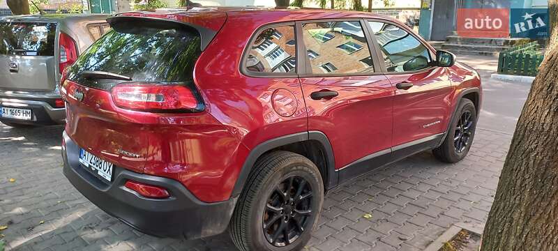 Позашляховик / Кросовер Jeep Cherokee 2014 в Києві