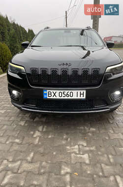 Внедорожник / Кроссовер Jeep Cherokee 2020 в Хмельницком