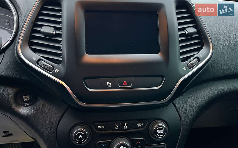 Позашляховик / Кросовер Jeep Cherokee 2019 в Коломиї