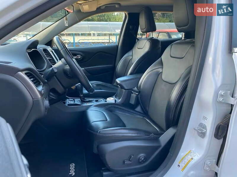 Позашляховик / Кросовер Jeep Cherokee 2018 в Києві фото 15 Позашляховик / Кросовер Jeep Cherokee 2018 в Києві