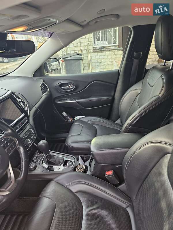 Позашляховик / Кросовер Jeep Cherokee 2019 в Житомирі фото 10 Позашляховик / Кросовер Jeep Cherokee 2019 в Житомирі