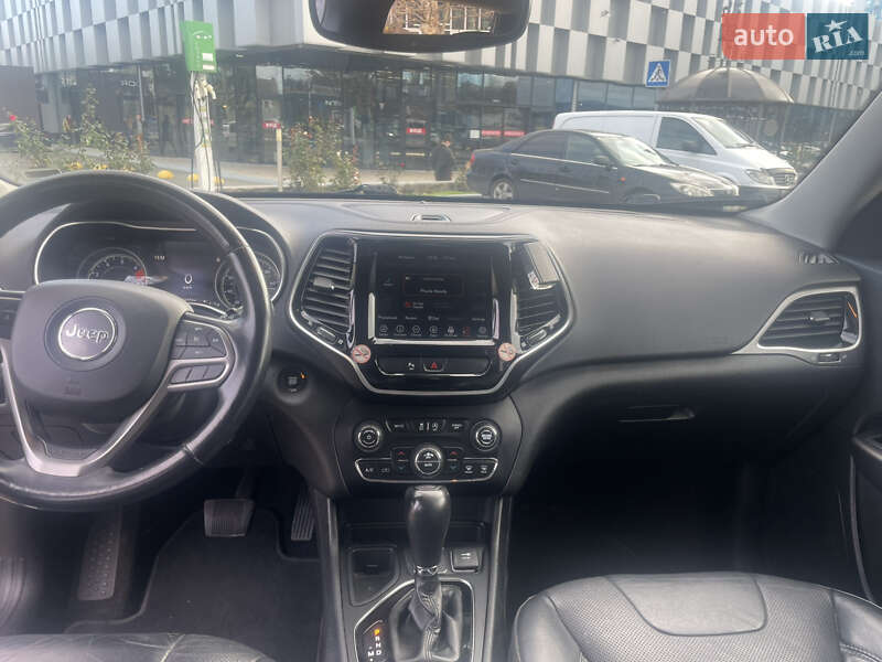 Внедорожник / Кроссовер Jeep Cherokee 2019 в Одессе фото 13 Внедорожник / Кроссовер Jeep Cherokee 2019 в Одессе