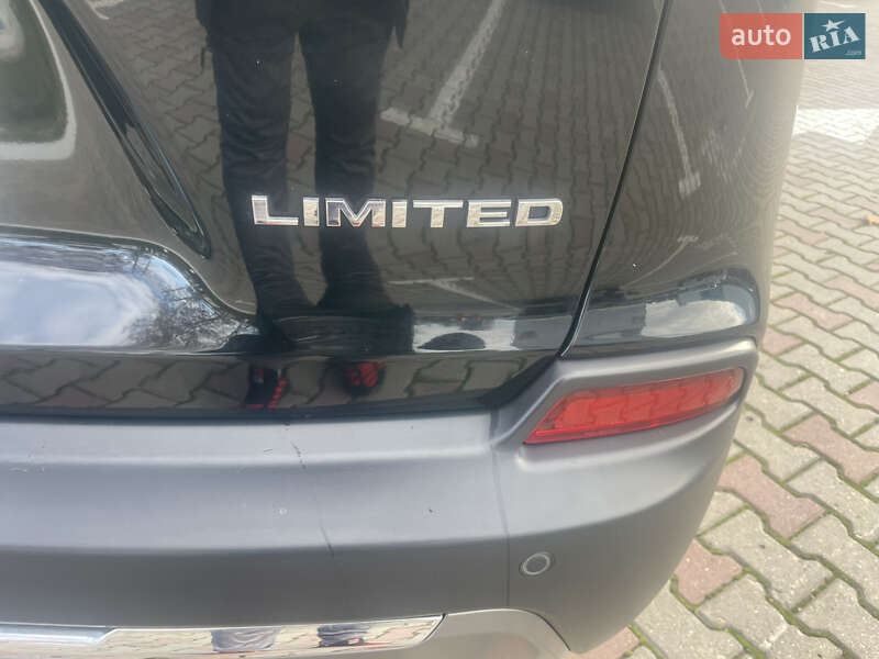 Внедорожник / Кроссовер Jeep Cherokee 2019 в Одессе фото 35 Внедорожник / Кроссовер Jeep Cherokee 2019 в Одессе