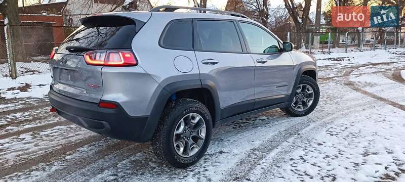 Внедорожник / Кроссовер Jeep Cherokee 2018 в Львове