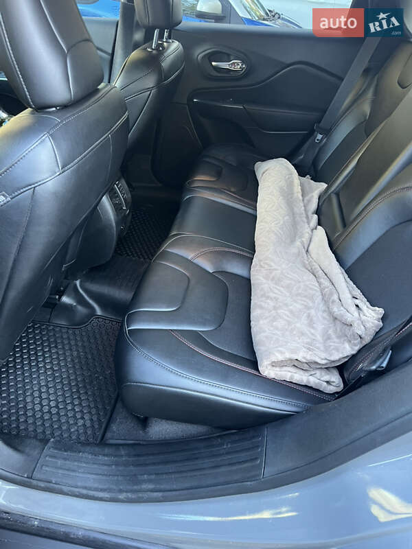 Внедорожник / Кроссовер Jeep Cherokee 2022 в Черкассах фото 14 Внедорожник / Кроссовер Jeep Cherokee 2022 в Черкассах