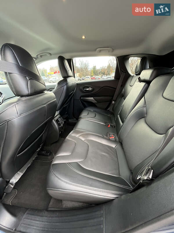 Внедорожник / Кроссовер Jeep Cherokee 2021 в Харькове фото 15 Внедорожник / Кроссовер Jeep Cherokee 2021 в Харькове