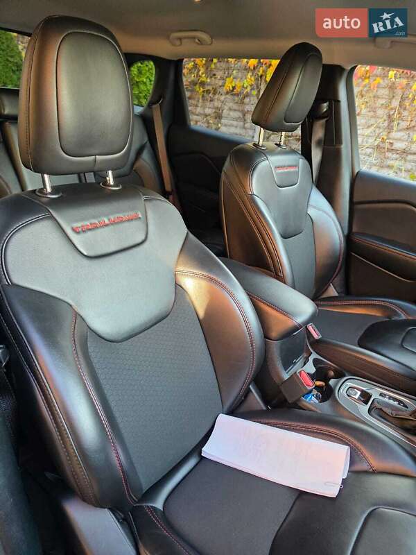 Внедорожник / Кроссовер Jeep Cherokee 2022 в Запорожье