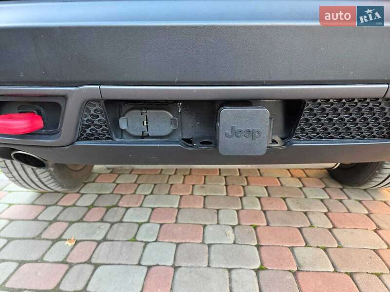 Внедорожник / Кроссовер Jeep Cherokee 2022 в Запорожье