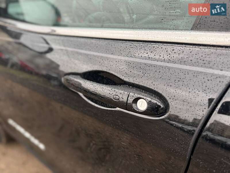 Внедорожник / Кроссовер Jeep Cherokee 2019 в Киеве фото 11 Внедорожник / Кроссовер Jeep Cherokee 2019 в Киеве