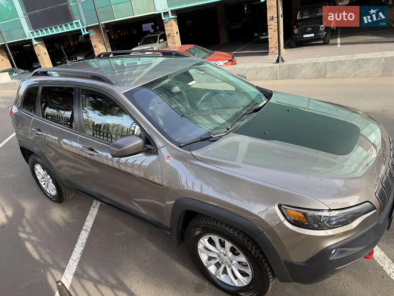 Внедорожник / Кроссовер Jeep Cherokee 2020 в Одессе