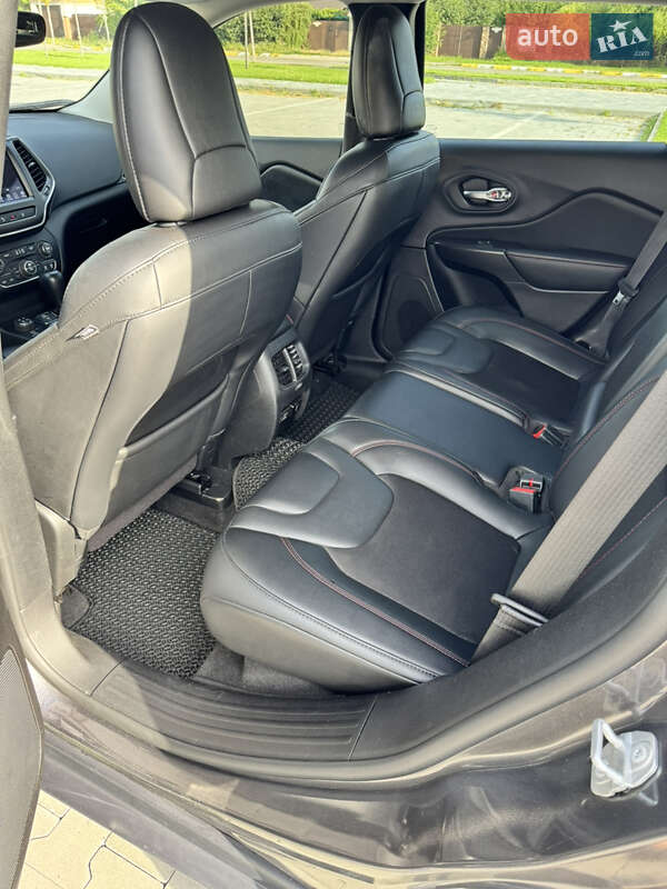 Внедорожник / Кроссовер Jeep Cherokee 2021 в Киеве фото 26 Внедорожник / Кроссовер Jeep Cherokee 2021 в Киеве