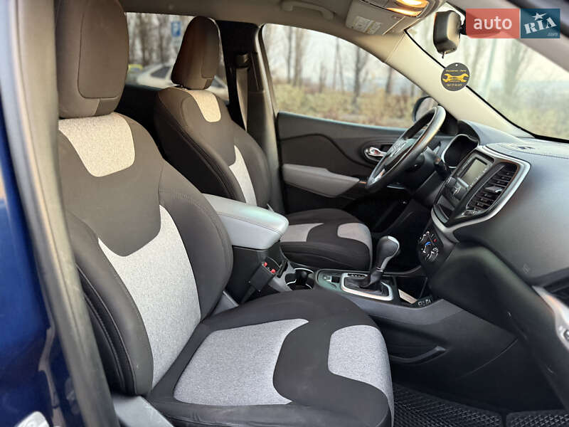 Внедорожник / Кроссовер Jeep Cherokee 2014 в Хмельницком фото 31 Внедорожник / Кроссовер Jeep Cherokee 2014 в Хмельницком