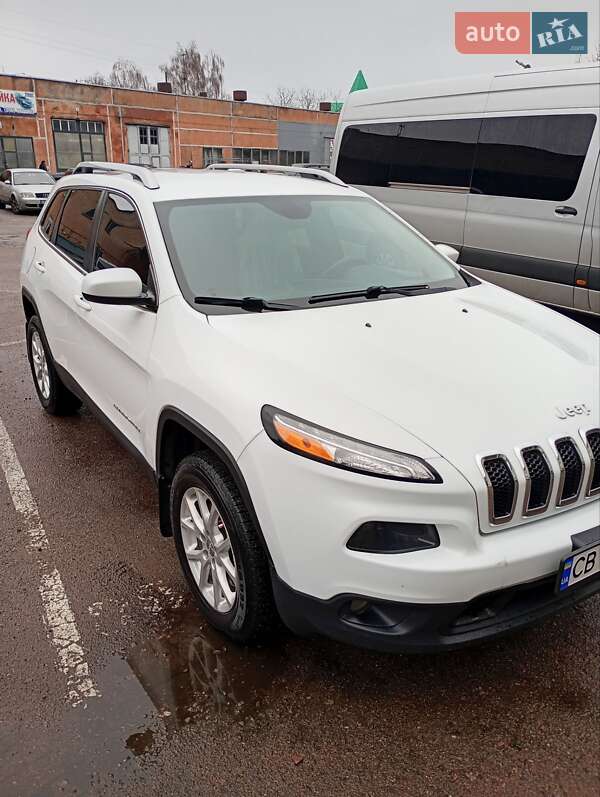 Внедорожник / Кроссовер Jeep Cherokee 2014 в Чернигове