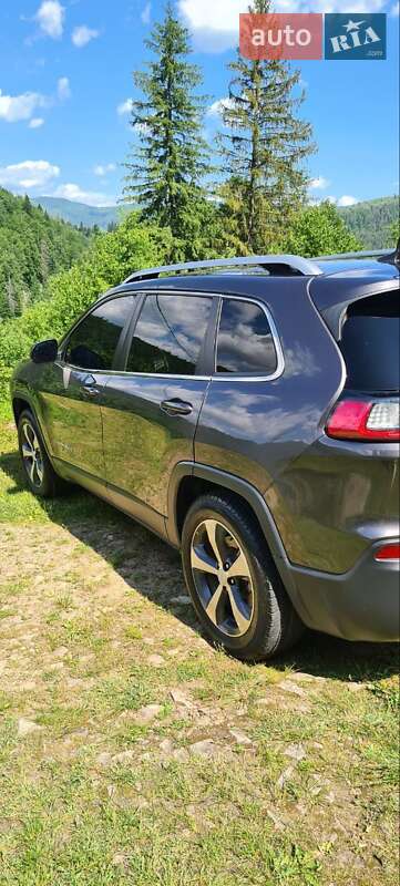 Позашляховик / Кросовер Jeep Cherokee 2019 в Івано-Франківську
