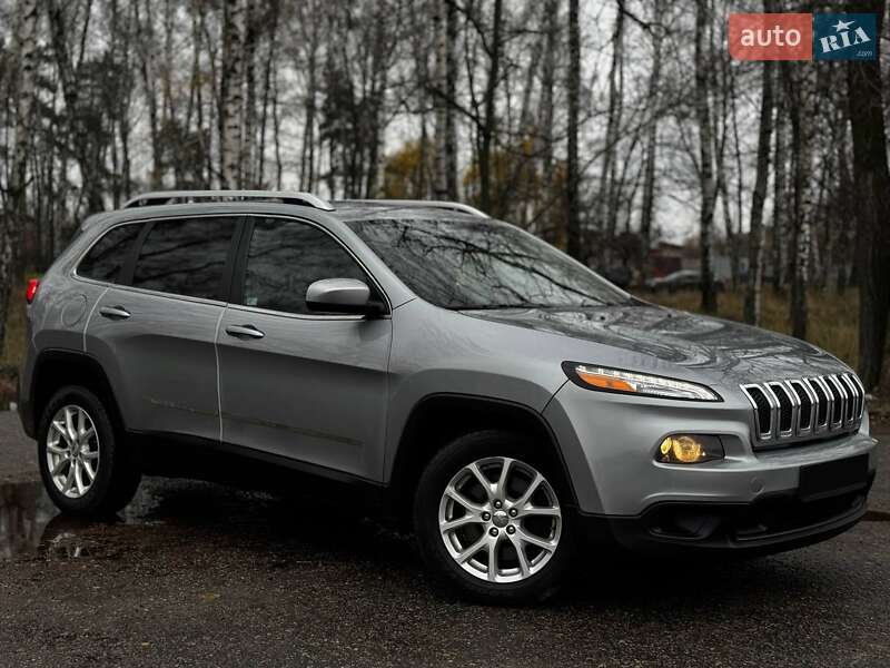 Позашляховик / Кросовер Jeep Cherokee 2015 в Охтирці