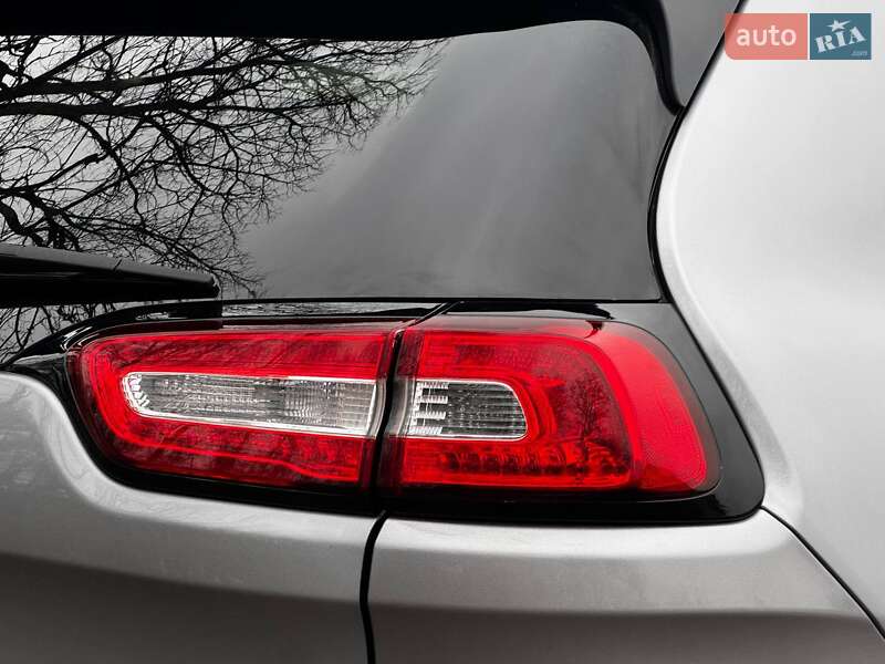 Позашляховик / Кросовер Jeep Cherokee 2015 в Охтирці