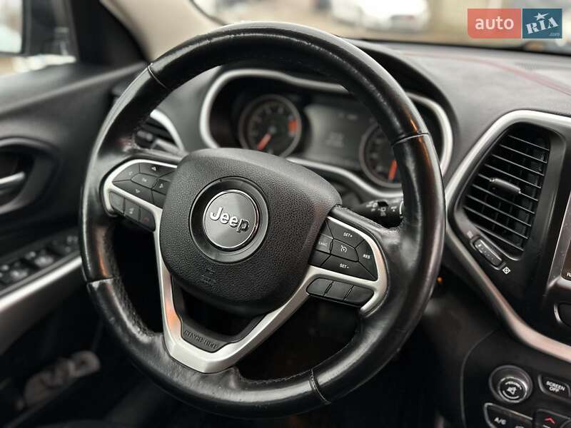 Внедорожник / Кроссовер Jeep Cherokee 2018 в Виннице фото 29 Внедорожник / Кроссовер Jeep Cherokee 2018 в Виннице