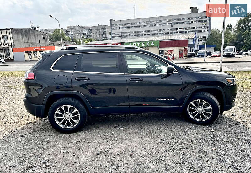 Внедорожник / Кроссовер Jeep Cherokee 2018 в Броварах
