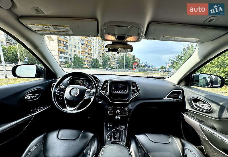 Внедорожник / Кроссовер Jeep Cherokee 2018 в Броварах